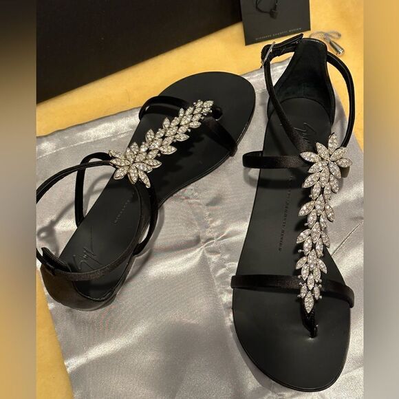Giuseppe Zanotti Raso Doppiatto crystal embellished sandals size EU 39 - Picture 2 of 16